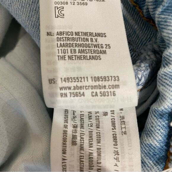 Abercrombie & Fitch Curve Love High Rise Mom Shorts Size 36 - Picture 12 of 13